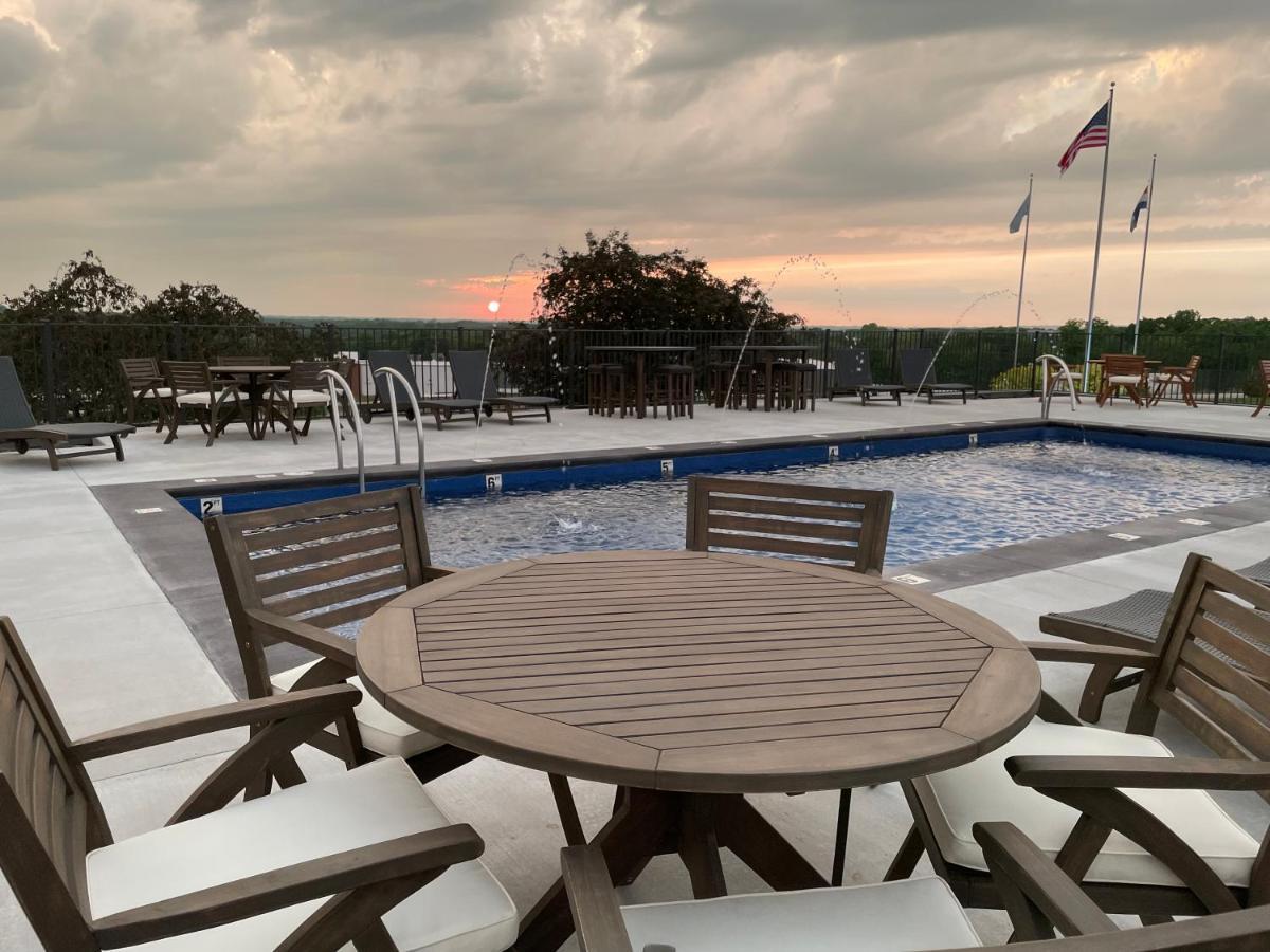Pinemark Inn Suites Events Saint Clair Exteriör bild
